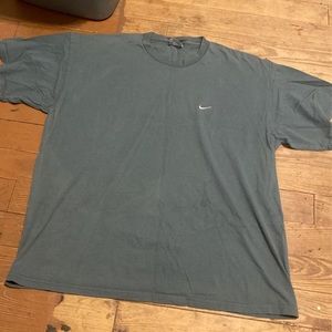Nike t-shirt